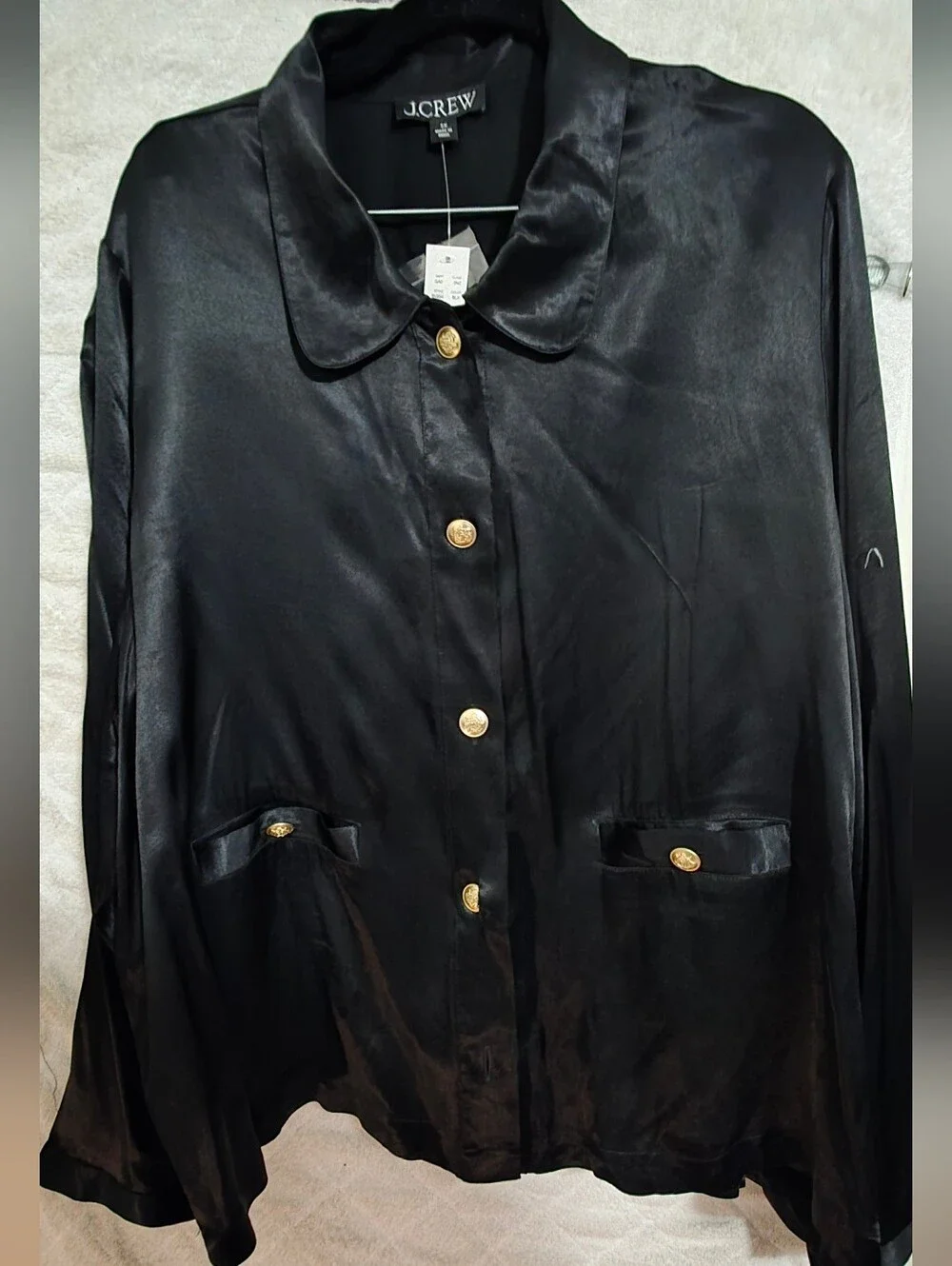 Lady shirt-jacket in luster crepe